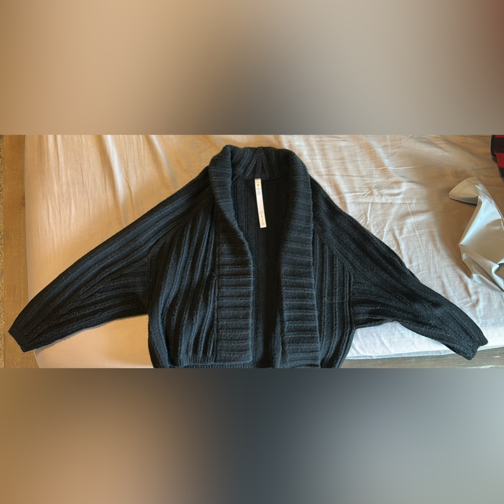 Lululemon Athletica Black Ribbed Sweater